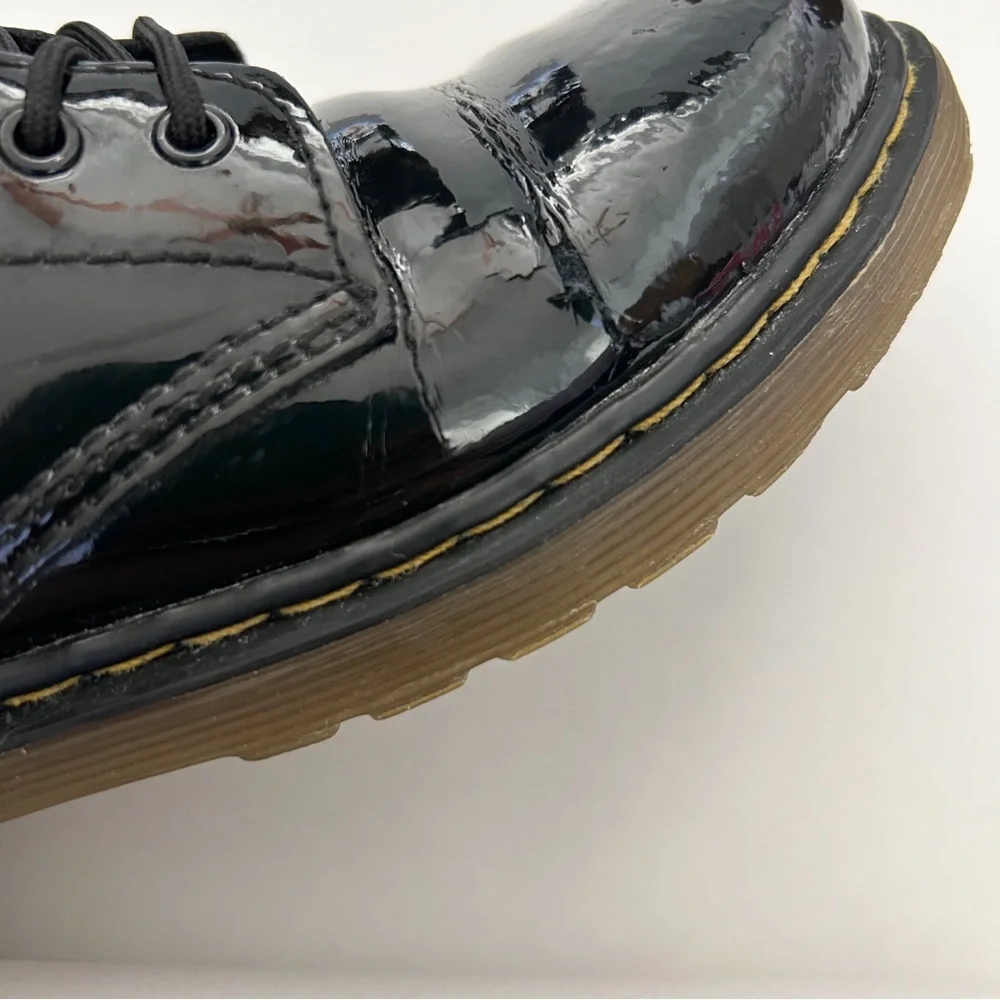 Dr. Martens BOOTS Kids Sz. 3 PATENT LEATHER LACE UP Grunge Winter